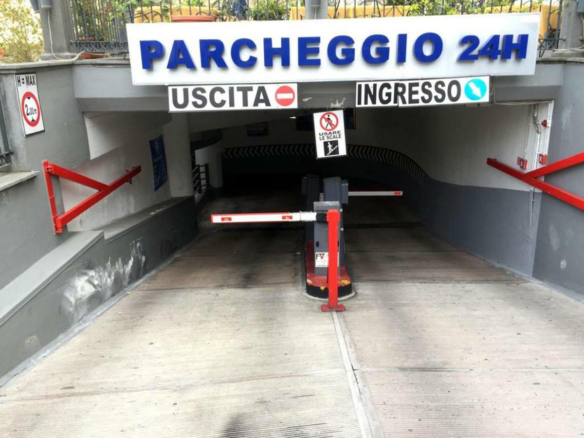 Il Tulipano - Appartamento Al Centro Di Vico Equense Exterior photo